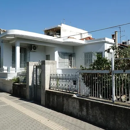 Aggelis Traditional Apartment *